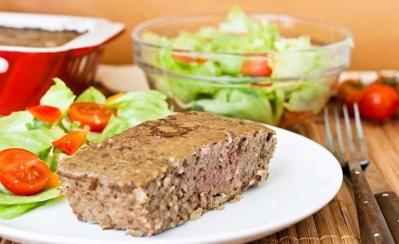 pouding à la viande cuit à la vapeur pour la pancréatite