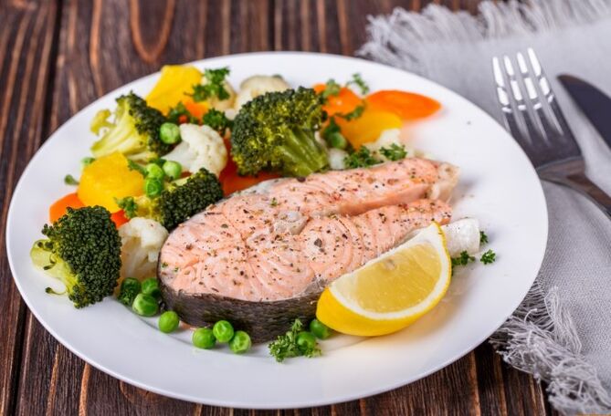 Poisson pour vapeur avec légumes